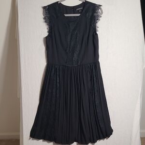 Banana Republic Black Lace Pleated Lined Midi Dress Size 10